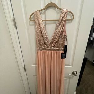 Lulu’s long blush dress. Size large. Never worn!